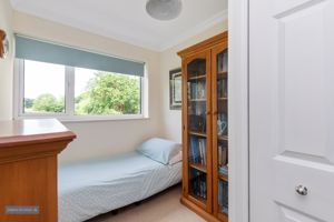 Bedroom- click for photo gallery